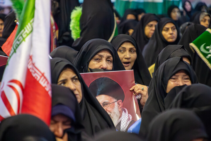 تصاویر/ بزرگداشت رهبر شهید انقلاب در حسینیه ثارالله کرمان
