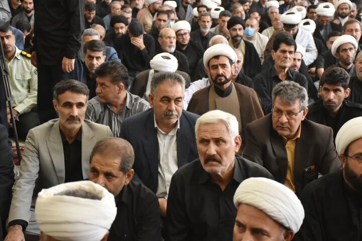 تصاویر/عزاداری رهبر شهید امت در مدرسه علمیه کمالیه خرم‌آباد