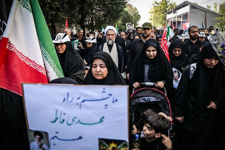 تصاویر / حضور امام جمعه قزوین در مراسم وداع وتشییع رهبر شهید انقلاب اسلامی
