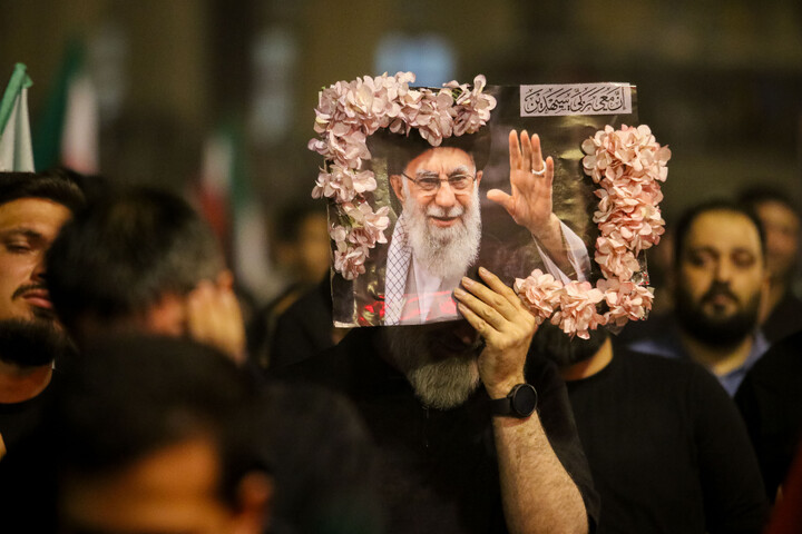 تصاویر/ آخرین دیدار ملت مبعوث با پیکر مطهر قائد شهید حضرت آیت‌الله خامنه ای
