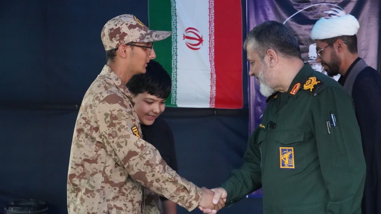 فیلم | خداقوت فرمانده سپاه  استان قزوین به خادمین شهدا