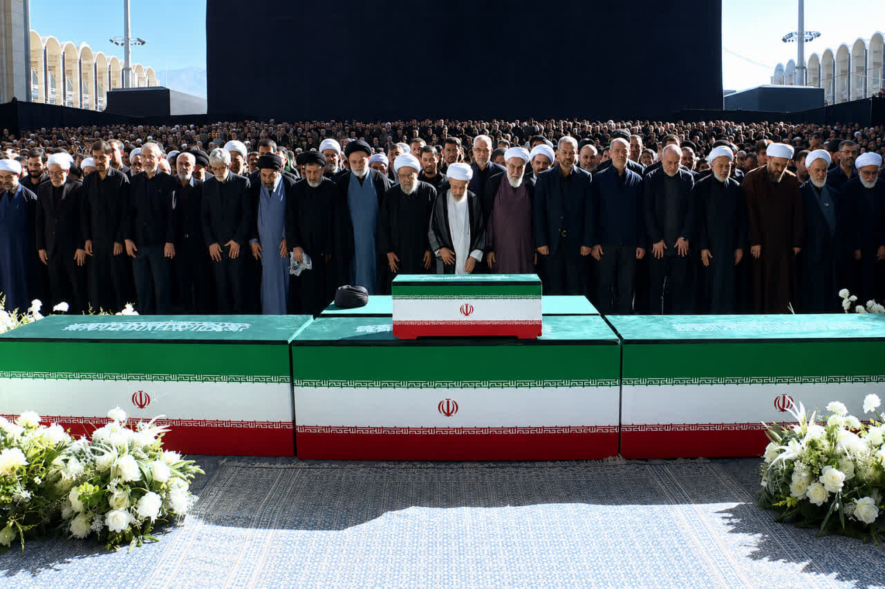 Ayatullah Subhani Ya Jagoranci Sallar Jana'izar Shahidin Jagora A Tehran