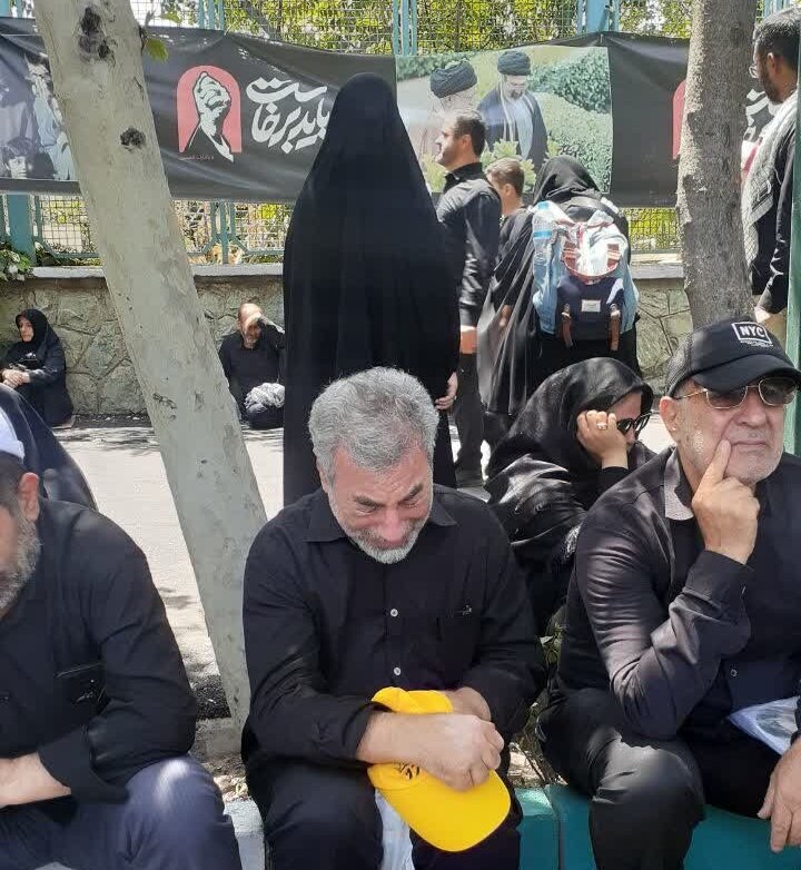 Mersiyeden Destana / Şehit İmam’ın Kanının İntikamını Alma Yolunda Kutsal Öfkenin Diliyle Atılan Sloganlar