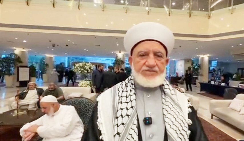 رئيس مجلس علماء فلسطين: لو سُمح للشعب الفلسطيني لجاء بأسره لتشييع القائد الشهيد (فيديو)