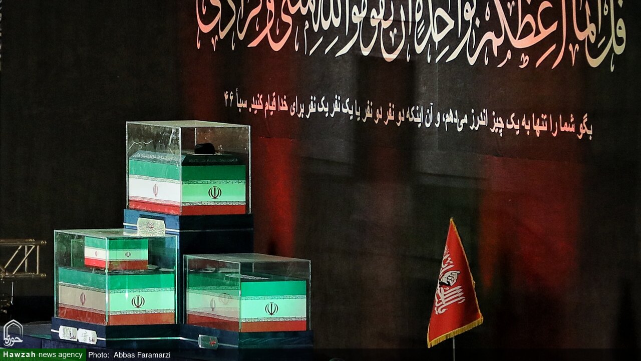 روایتِ شبی که دلهای یک ملت برای آخرین وداع در مصلی جمع شد