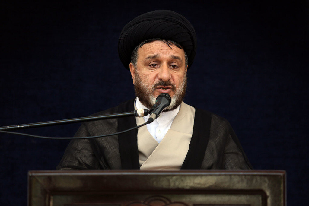 تشییع پیکر رهبر شهید، تجدید بیعت با آرمان‌های انقلاب اسلامی است