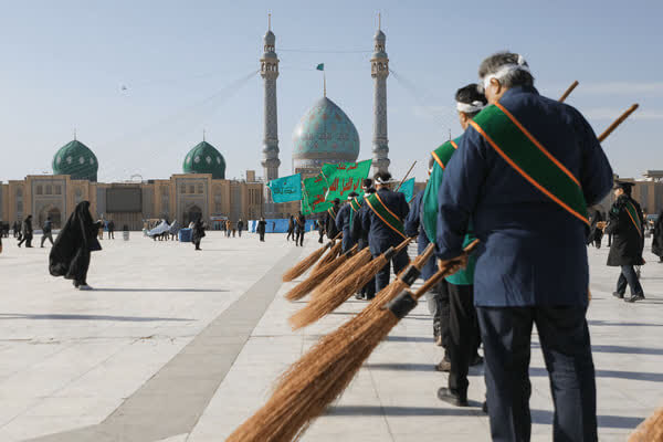 ۶ هزار خادم، میزبان زائران مراسم اقامه نماز رهبر شهید در جمکران