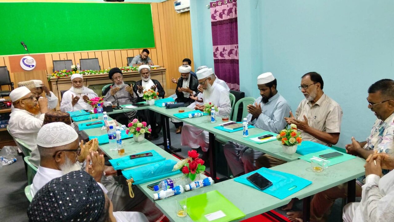 খুলনায় শহীদ খামেনেয়ীর গায়েবানা জানাজা আয়োজনে শিয়া-সুন্নি আলেমদের ঐক্যমত