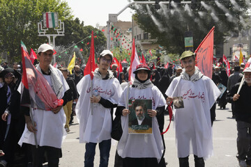 تصاویر/ حضور ملت مبعوث شده در تشییع آقای شهید