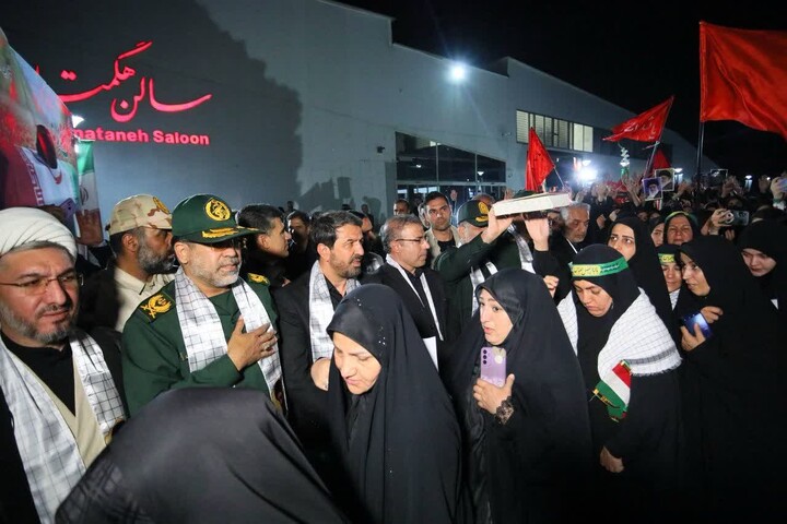 تصاویر /  آیین اعزام سوگواران رهبر شهید در همدان