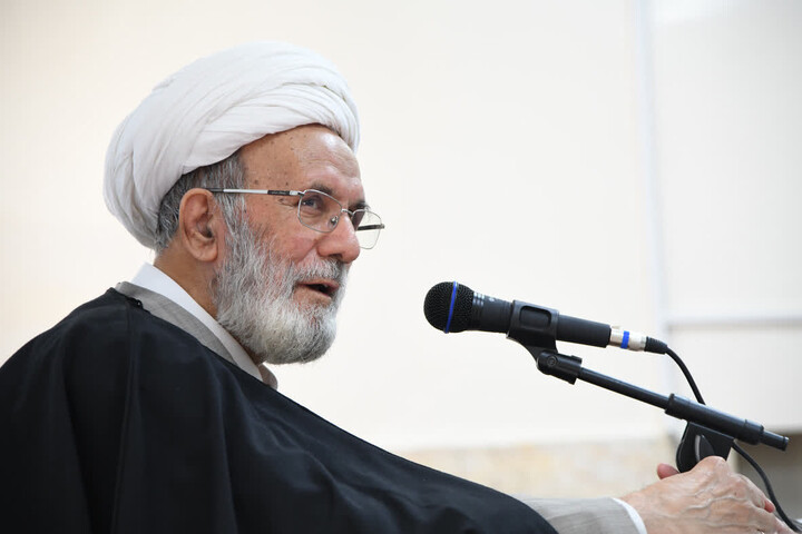 حوزہ علمیہ خراسان کی اعلی کونسل: رہبرِ شہید کی فکر کا فروغ، انقلابِ اسلامی کے تسلسل میں سب سے اہم راہ