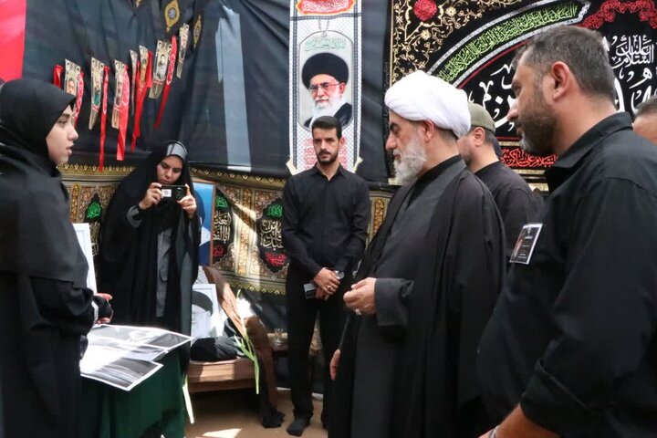 تصاویر / بازدید امام جمعه بویین زهرا از مواکب خدمت رسان به زائران مراسم تشییع رهبر شهید انقلاب اسلامی ایران -عکاس خانم جوشقانی