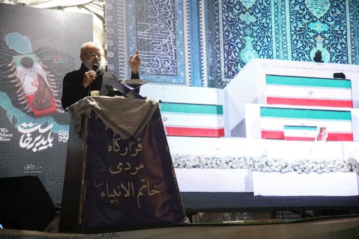 تصاویر/ یکصد و بیست و هفتمین شب ،تبلور حماسه حضور و ایستادگی مردم ولایتمدار و غیور ارومیه