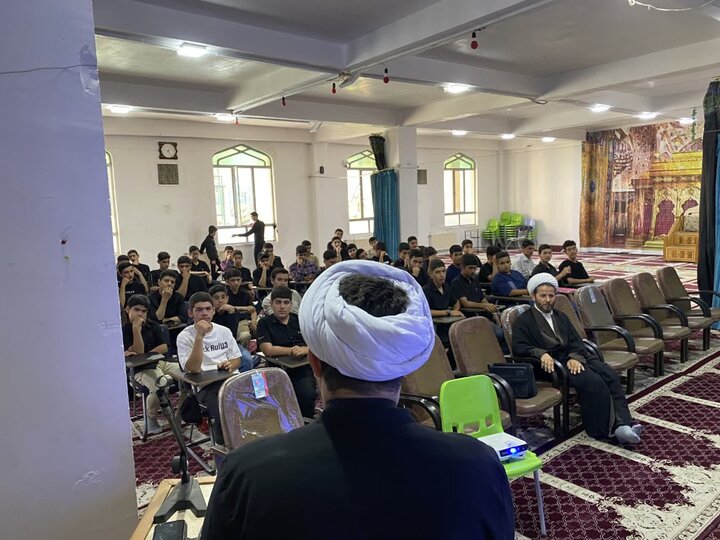 تصاویر/حضور دانش آموزان در مدرسه علمیه امام رضا (ع) میاندوآب