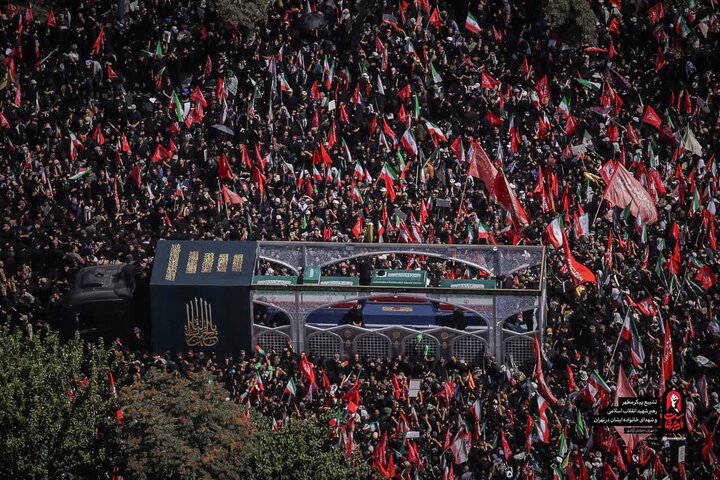 تصاویر هوایی از شکوه تشییع پیکر مطهر آقای شهید ایران
