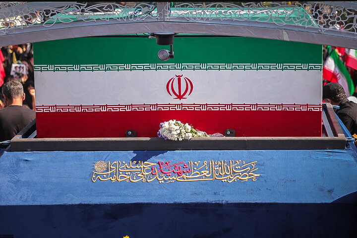 تصاویر هوایی از شکوه تشییع پیکر مطهر آقای شهید ایران