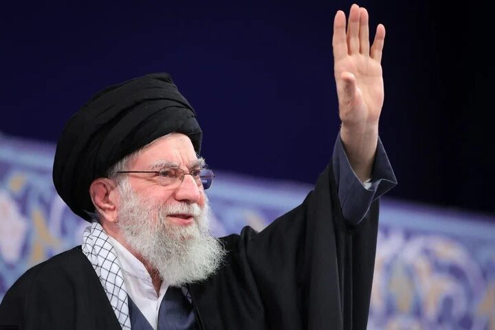 حضور میلیونی در تشییع امام شهید پیام اقتدار و انسجام ملت ایران را به جهان مخابره کرد