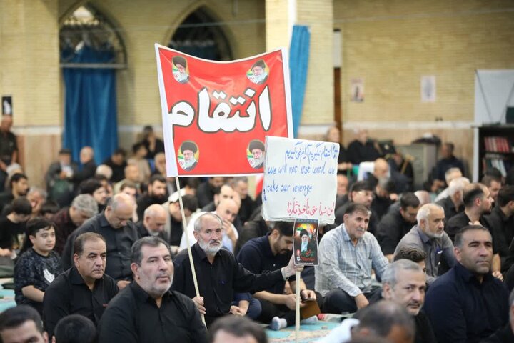 تصاویر/ مراسم وداع با آقای شهید ایران امام سید علی حسینی خامنه‌ای (قدس سره) در مصلای  ارومیه