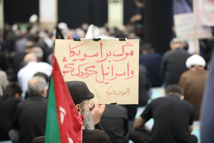 تصاویر/ مراسم وداع با آقای شهید ایران امام سید علی حسینی خامنه‌ای (قدس سره) در مصلای  ارومیه