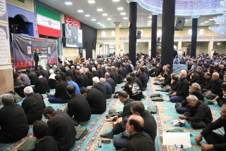 تصاویر/ مراسم وداع با آقای شهید ایران امام سید علی حسینی خامنه‌ای (قدس سره) در مصلای  ارومیه