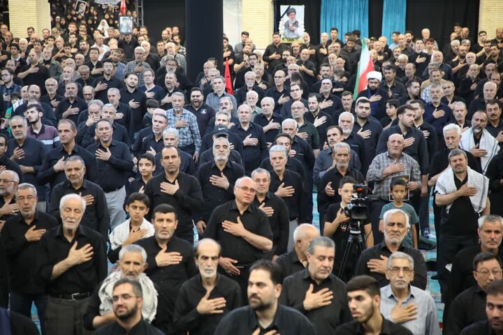 تصاویر/ مراسم وداع با آقای شهید ایران امام سید علی حسینی خامنه‌ای (قدس سره) در مصلای  ارومیه