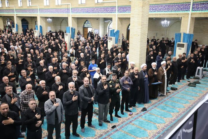 تصاویر/ مراسم وداع با آقای شهید ایران امام سید علی حسینی خامنه‌ای (قدس سره) در مصلای  ارومیه