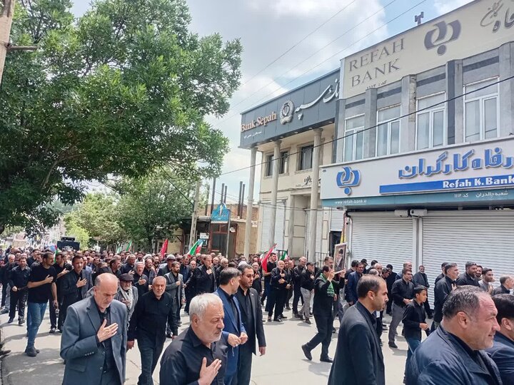 تصاویر/ جلوه هایی از حضور مردم ولایی شهرستان چالدران در تجمع وداع جاماندگان تشییع آقای شهید ایران