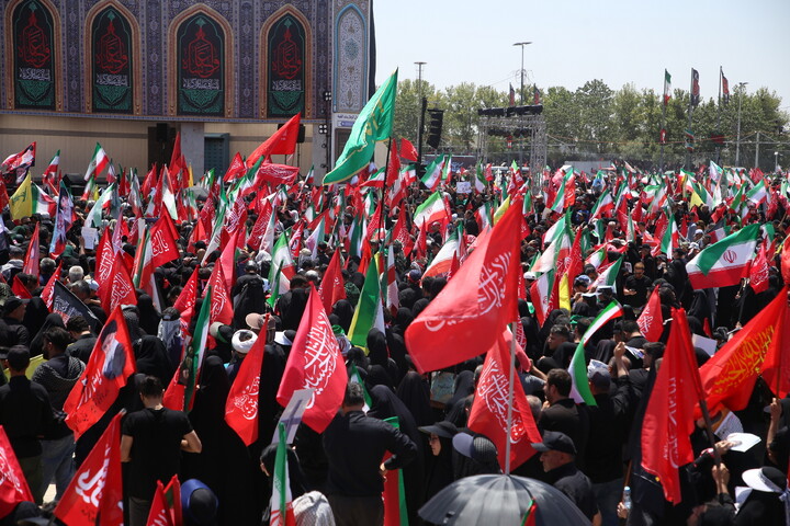تصاویر/ بدرقه حماسی رهبر شهید انقلاب در تهران