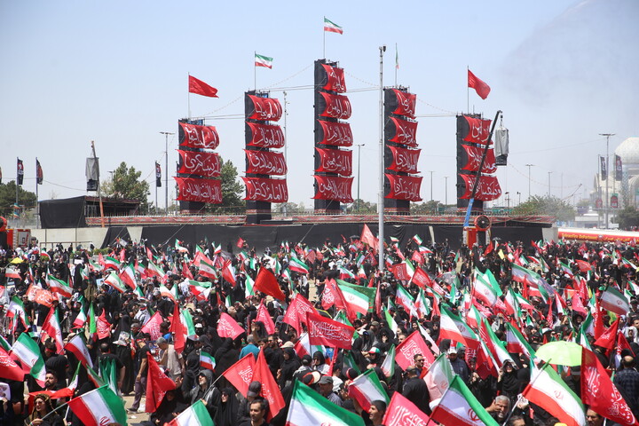 تصاویر/ بدرقه حماسی رهبر شهید انقلاب در تهران