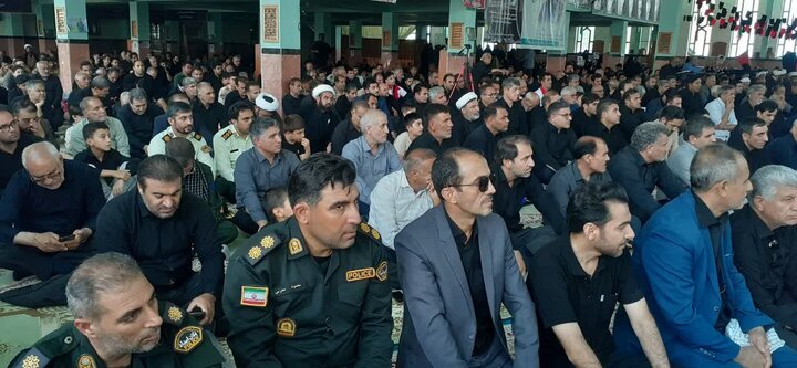 تصاویر/ اجتماع جاماندگان مراسم تشییع رهبر شهید انقلاب در پارس آباد