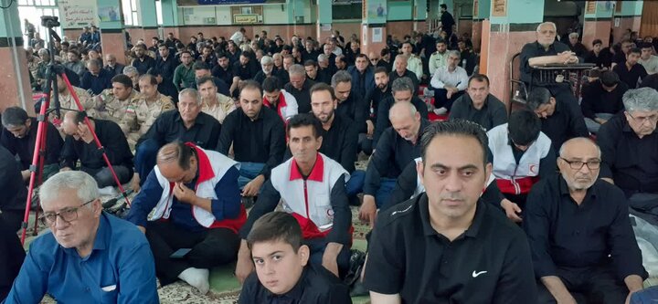 تصاویر/ اجتماع جاماندگان مراسم تشییع رهبر شهید انقلاب در پارس آباد