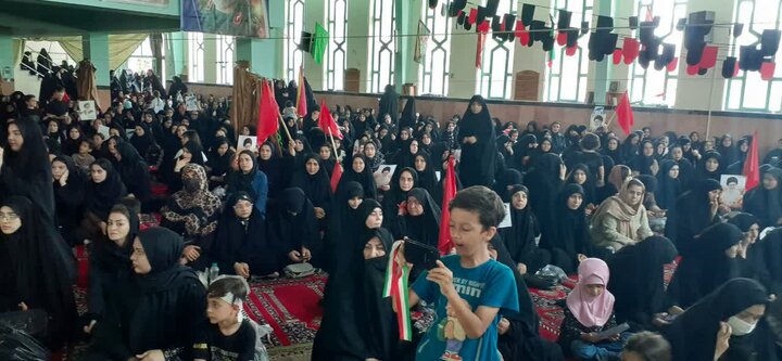 تصاویر/ اجتماع جاماندگان مراسم تشییع رهبر شهید انقلاب در پارس آباد