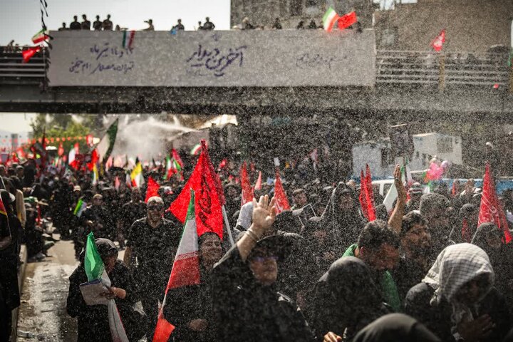 حضور امام جمعه قزوین در مراسم تشییع قائد شهید امت
