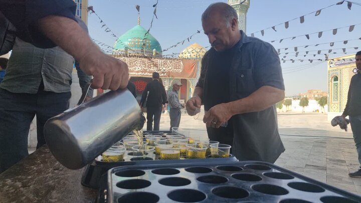 تصاویر / تدارکات اسکان و پذیرایی در امامزادگان ابراهیم و محمد(ع) قم برای زائران تشییع رهبر شهید