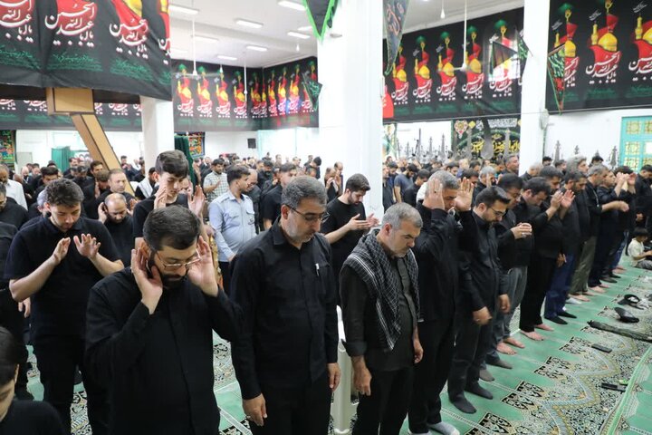 تصاویر / تدارکات اسکان و پذیرایی در امامزادگان ابراهیم و محمد(ع) قم برای زائران تشییع رهبر شهید