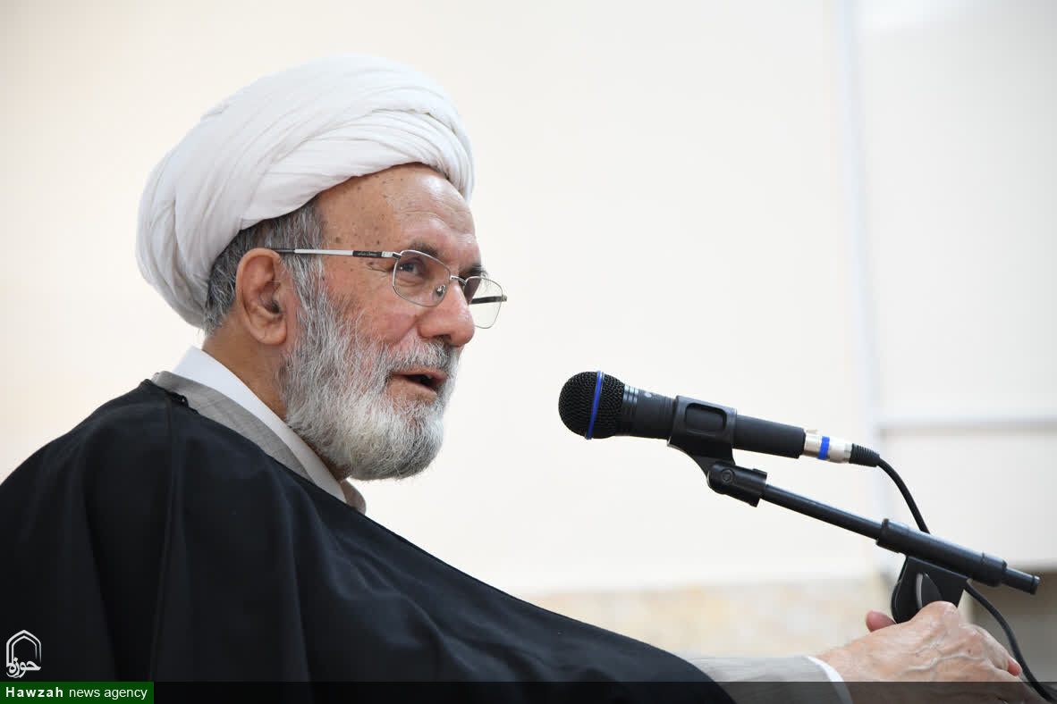 حوزہ علمیہ خراسان کی اعلی کونسل: رہبرِ شہید کی فکر کا فروغ، انقلابِ اسلامی کے تسلسل میں سب سے اہم راہ