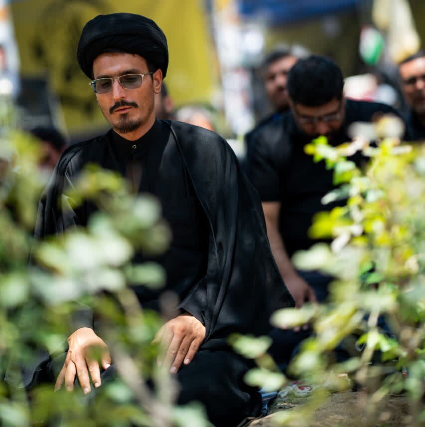 فیلم| برپایی موکب فاطمیون در مراسم تشییع قائد شهید