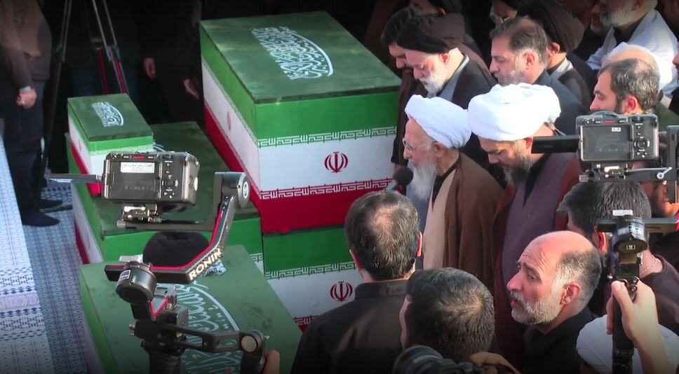Qum Ta Cika Taf A Jana'izar Shahidin Jagora
