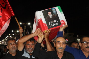 فیلم| تشییع نمادین رهبر شهید انقلاب در دیّر