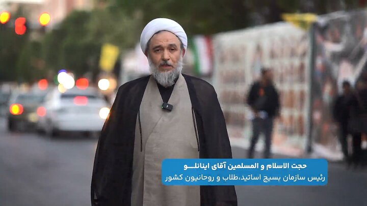 فیلم | برپایی موکب شهدای طلاب و روحانی در مراسم تشییع قائد شهید