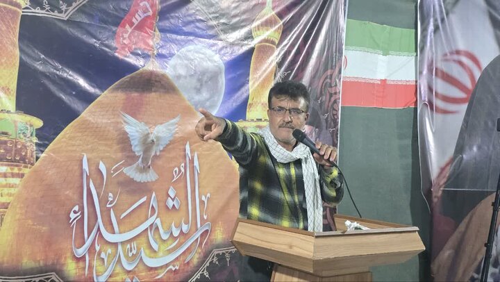 تصاویر/ مردم خارگ پای کار نظام و رهبری