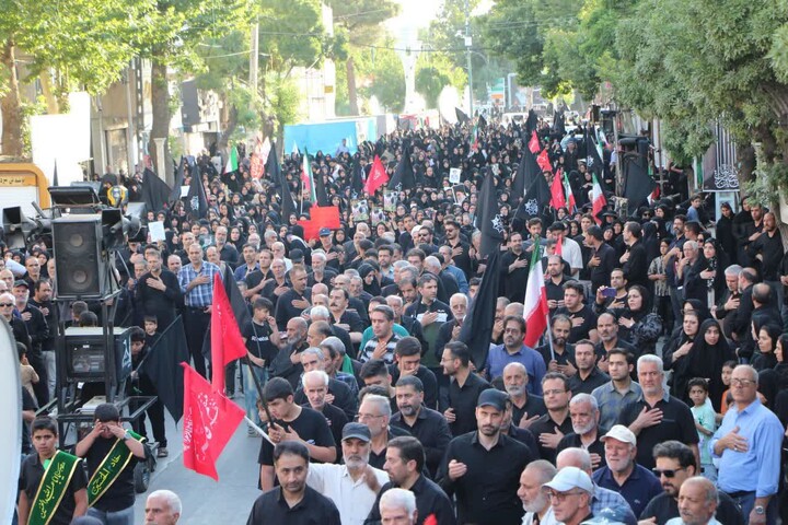 تصاویر / ملایر در سوگ آقای شهید ایران