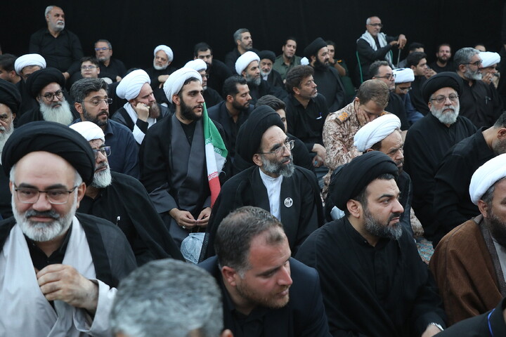 قم المقدسہ میں رہبر شہید (رہ) کی تشییع کے مناظر
