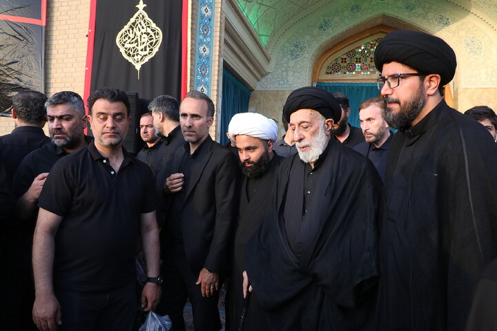 قم المقدسہ میں رہبر شہید (رہ) کی تشییع کے مناظر