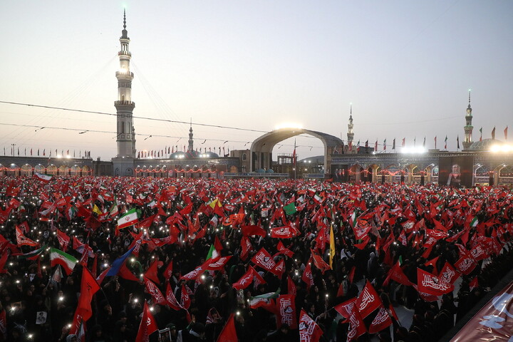 قم المقدسہ میں رہبر شہید (رہ) کی تشییع کے مناظر