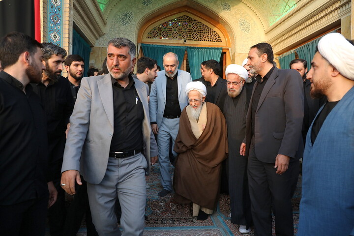قم المقدسہ میں رہبر شہید (رہ) کی تشییع کے مناظر