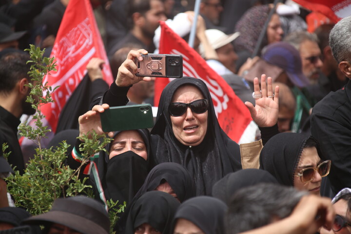 تصاویر/ بدرقه حماسی رهبر شهید انقلاب در قم