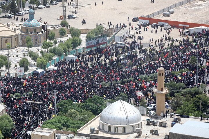 تصاویر/ تصاویر اختصاصی هوایی از تشییع باشکوه پیکر مطهر رهبر شهید در شهر مقدس قم