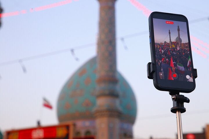 وداع آخر مردم قم با رهبر شهید