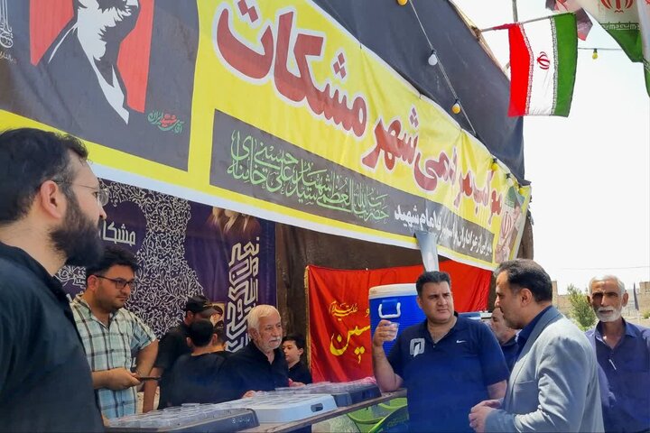 تصاویر/ بازدید فرماندار ویژه شهرستان کاشان از مواکب میزبانی زائران رهبر شهید انقلاب